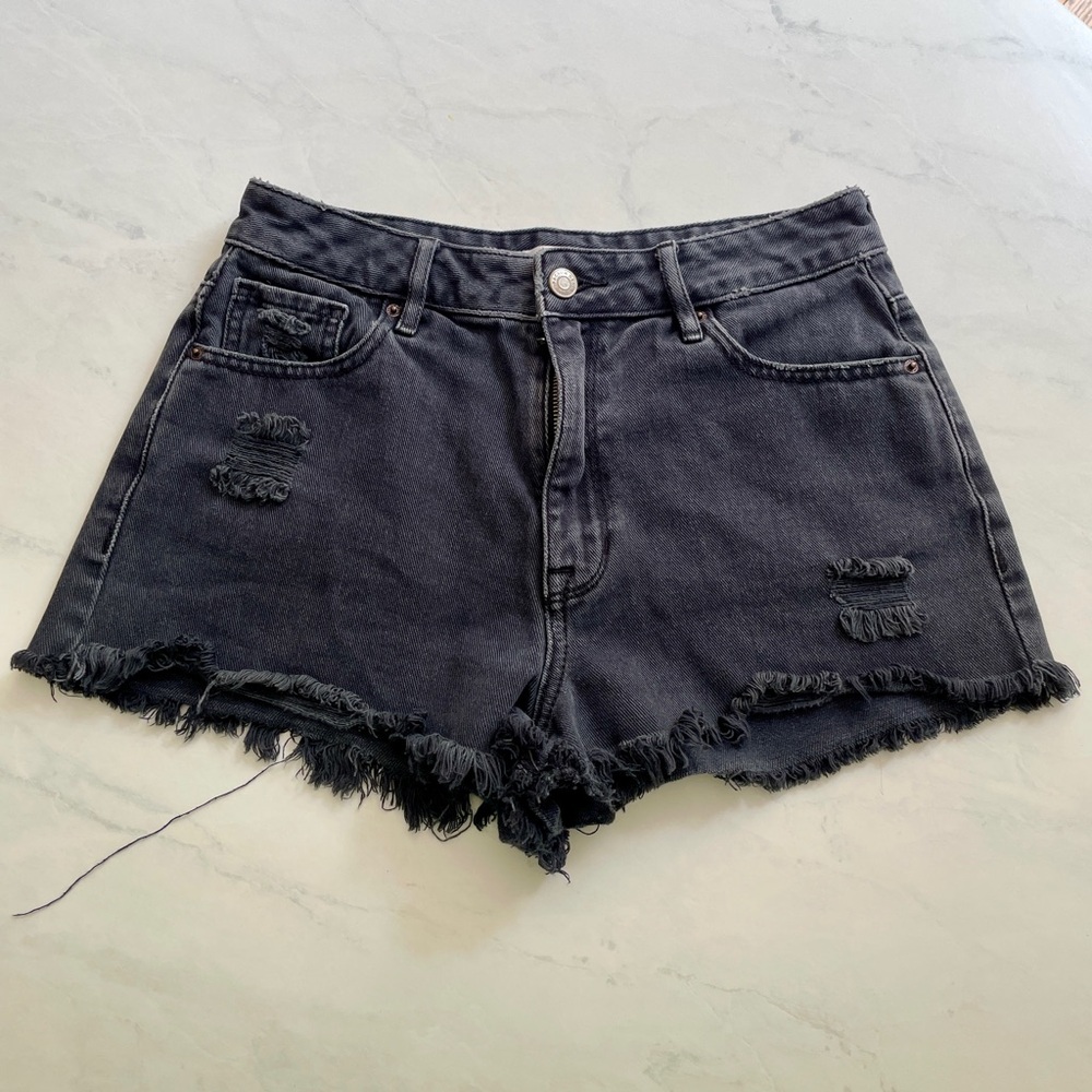 PacSun High Rise Festival Cut Off Denim Short in Black Women’s Size 27